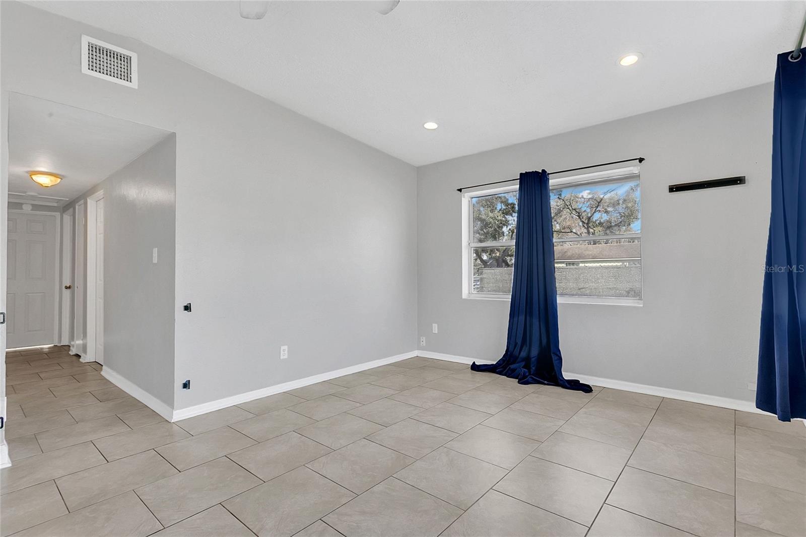 Image 5 of 14 For 604 Church Avenue