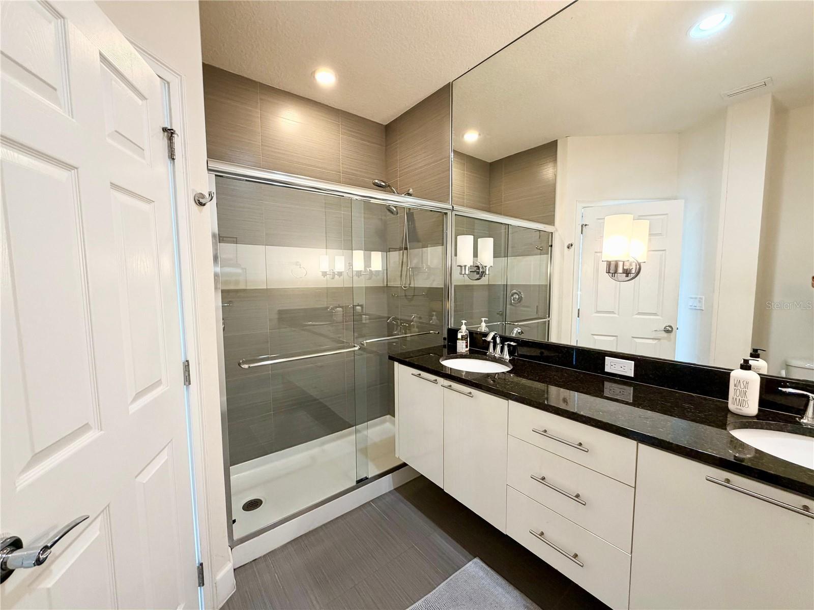 Image 12 of 26 For 17407 Placidity Avenue