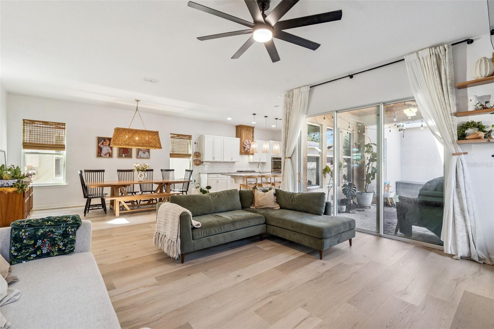 Image 12 of 67 For 17059 Harbor Oak Parkway