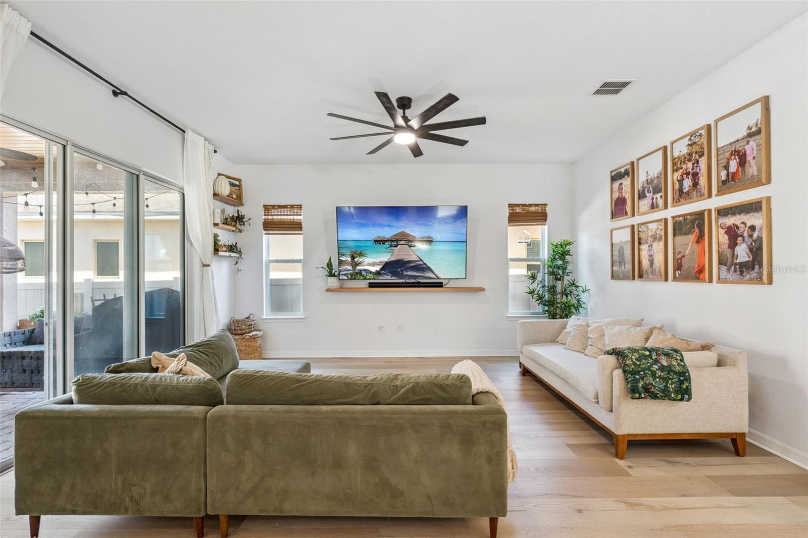 Image 14 of 67 For 17059 Harbor Oak Parkway