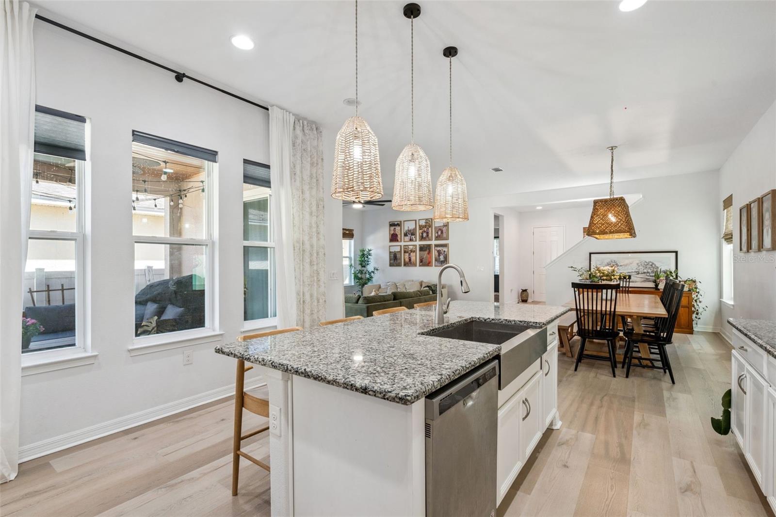 Image 18 of 67 For 17059 Harbor Oak Parkway