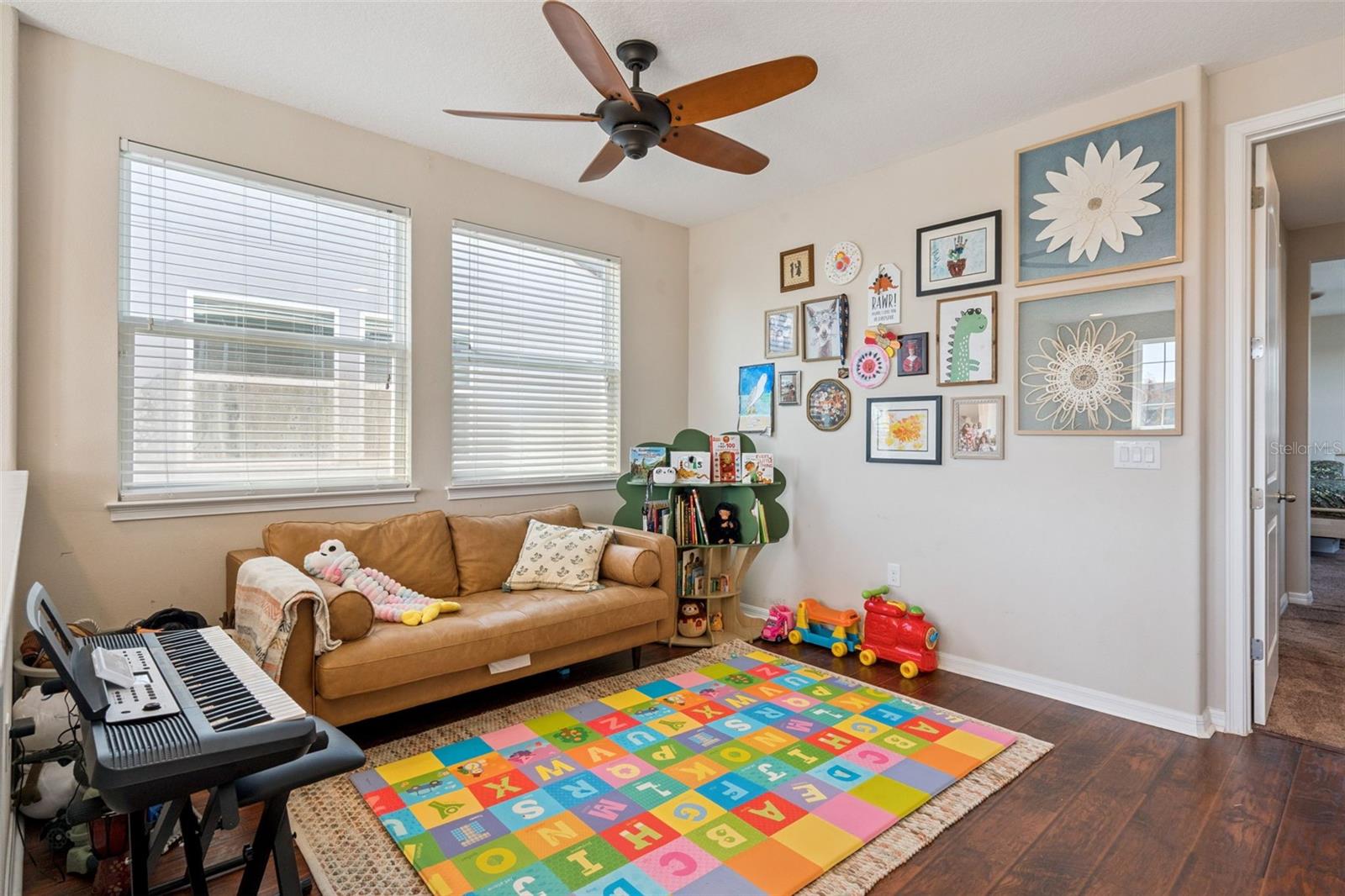 Image 26 of 67 For 17059 Harbor Oak Parkway