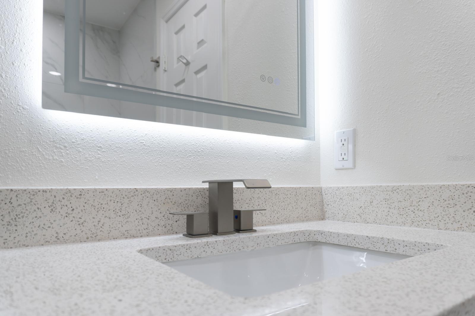 Image 18 of 40 For 5701 59th Court