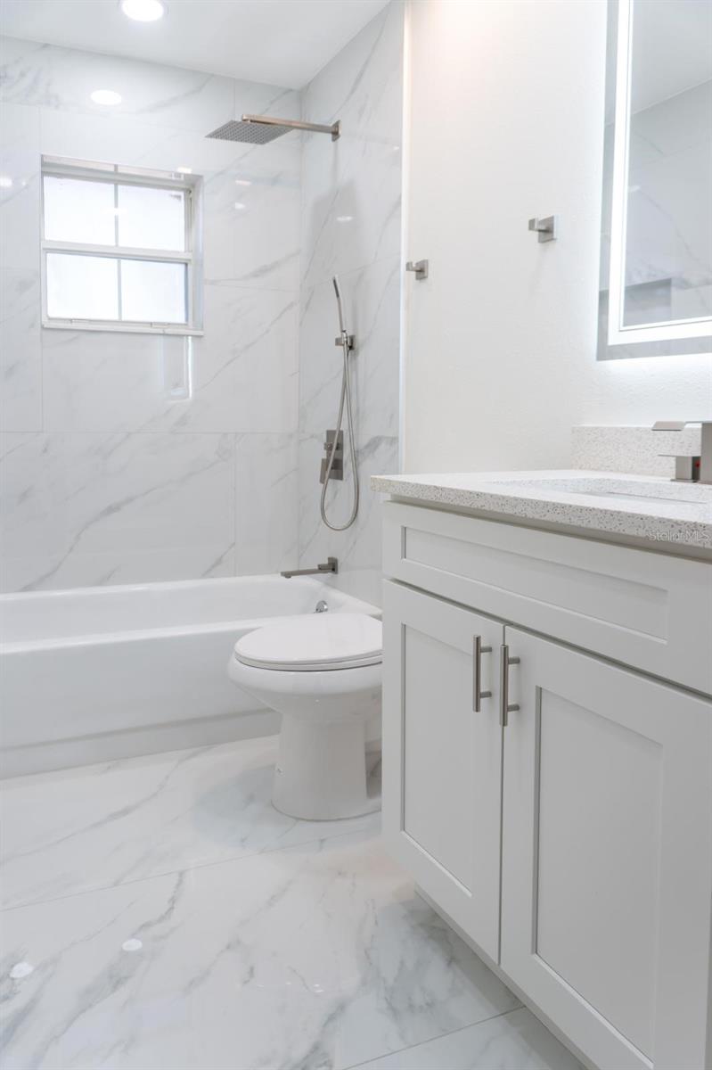 Image 29 of 40 For 5701 59th Court