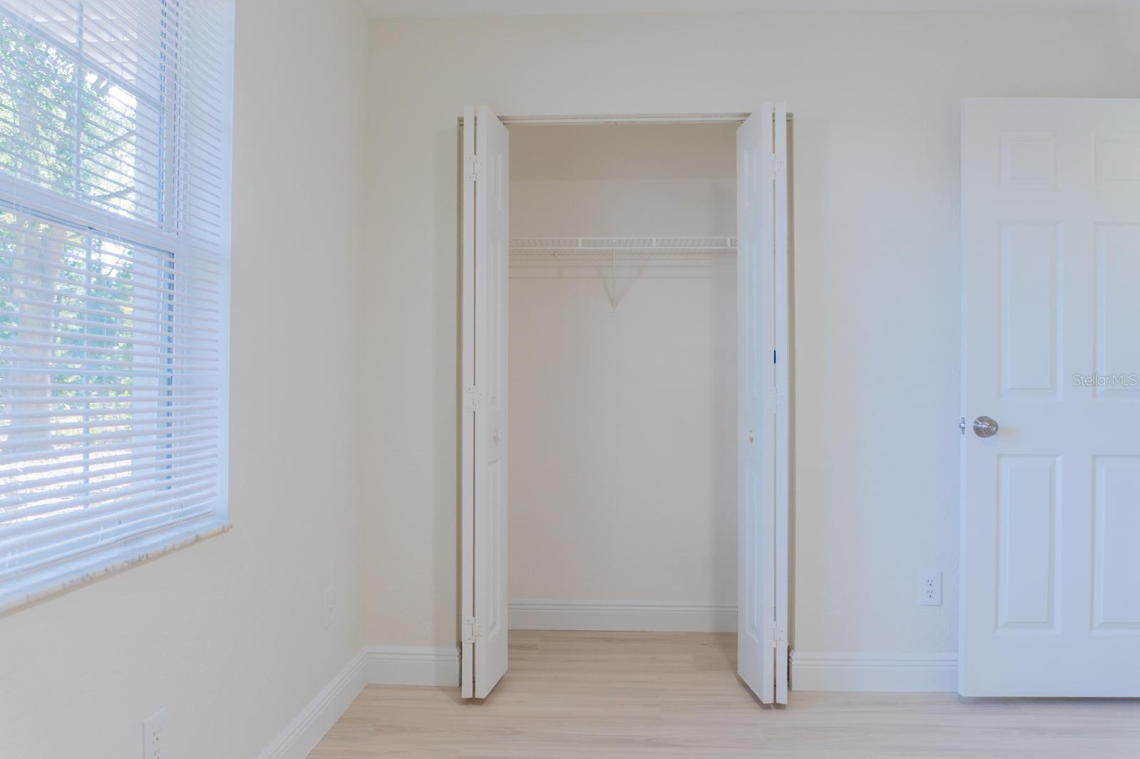 Image 31 of 40 For 5701 59th Court