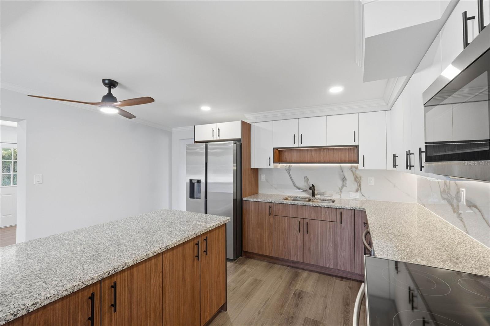 Image 27 of 63 For 4505 Cottonwood Drive