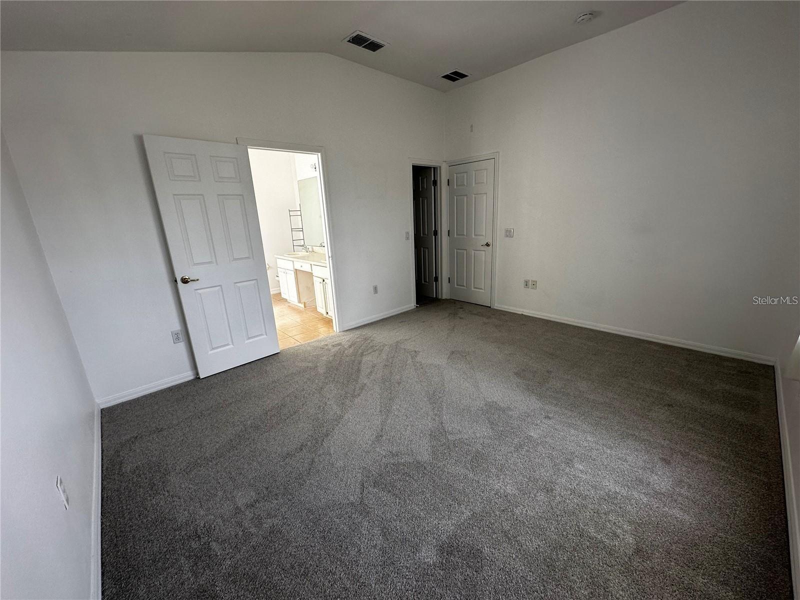 Image 16 of 27 For 4795 Cumbrian Lakes Drive