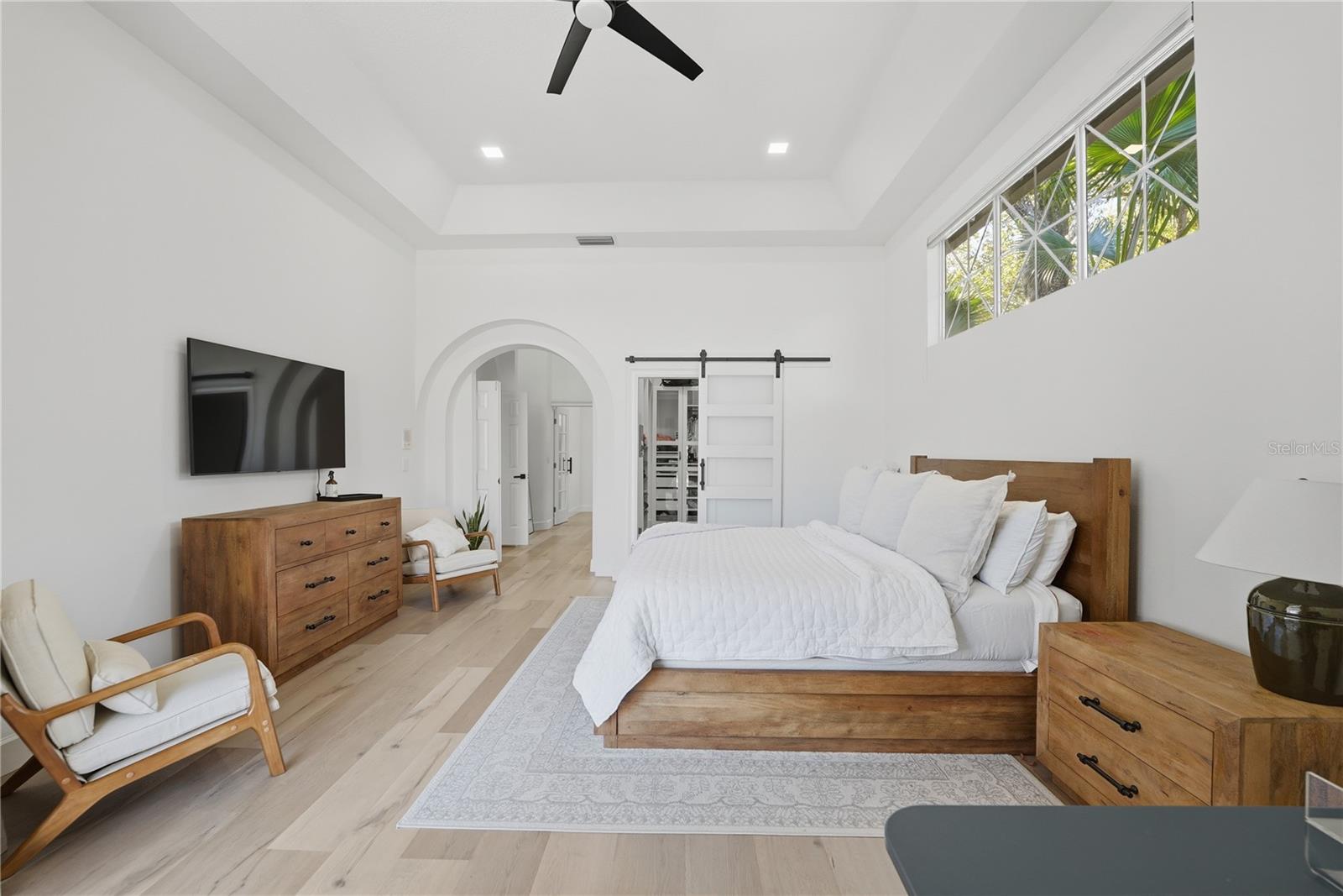 Image 24 of 48 For 11325 Riverbank Boulevard