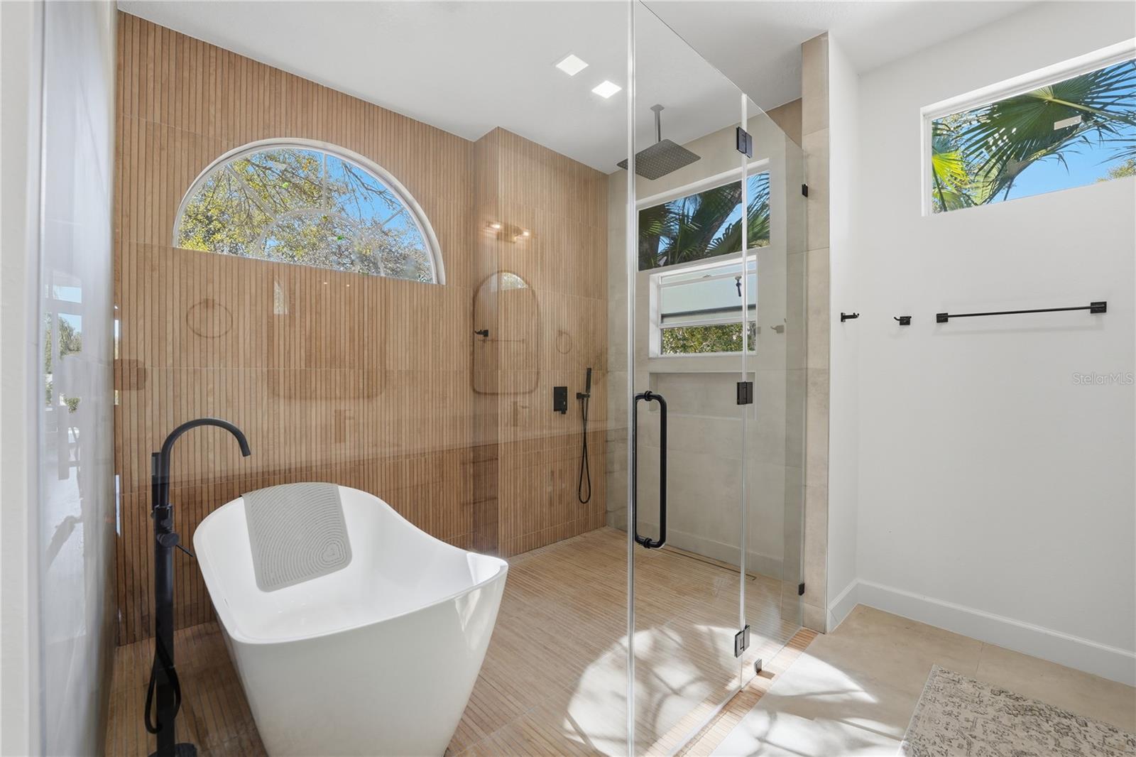 Image 29 of 48 For 11325 Riverbank Boulevard