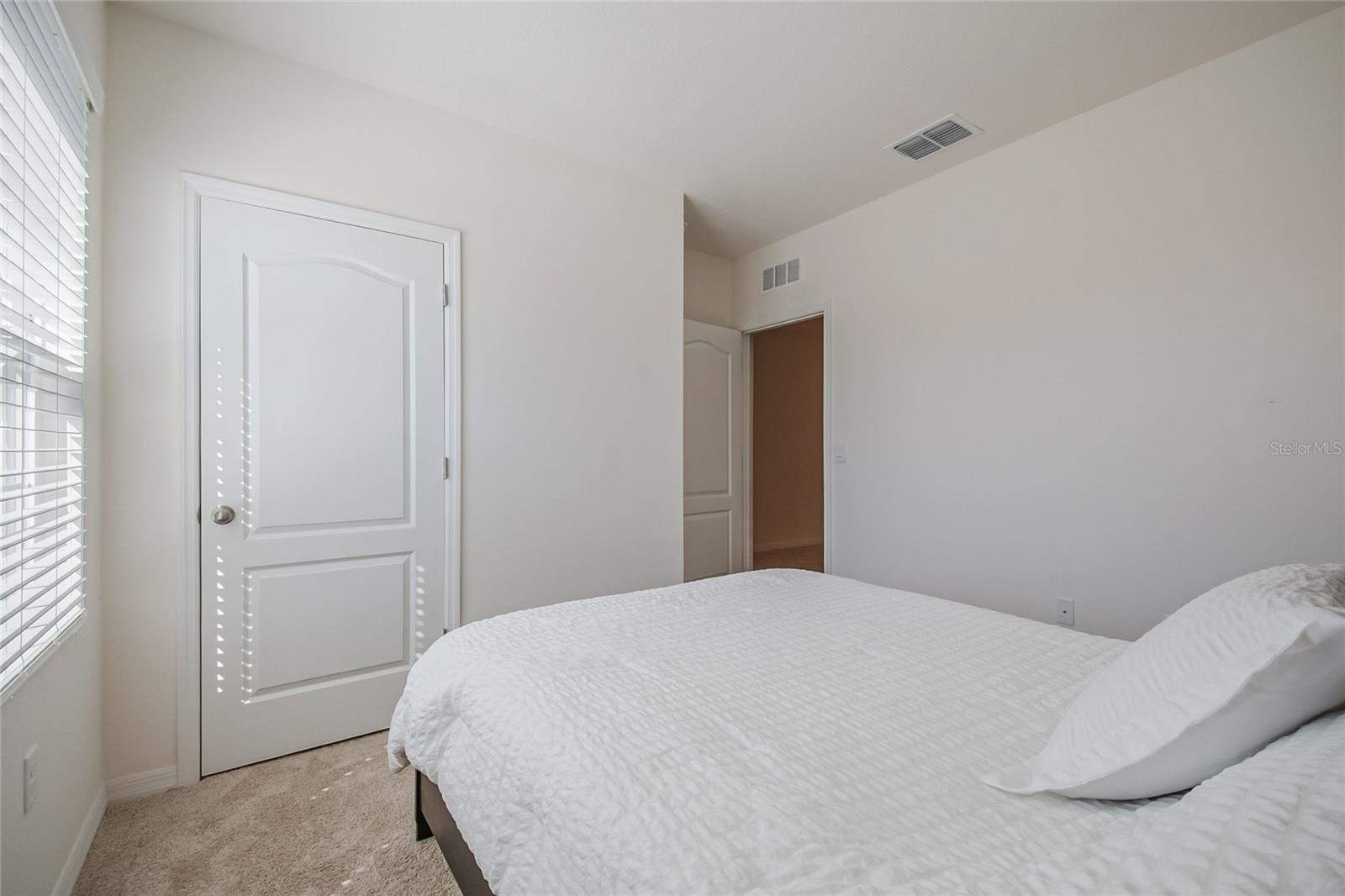 Image 10 of 40 For 1126 Chichester Court