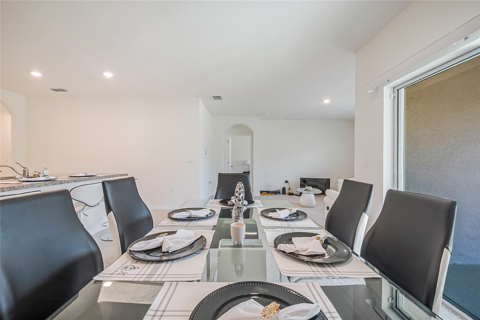 Image 24 of 40 For 1126 Chichester Court