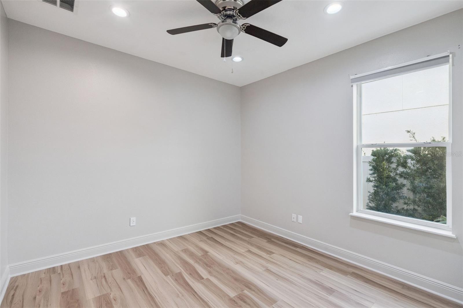 Image 34 of 67 For 6146 Golden Dewdrop Trail