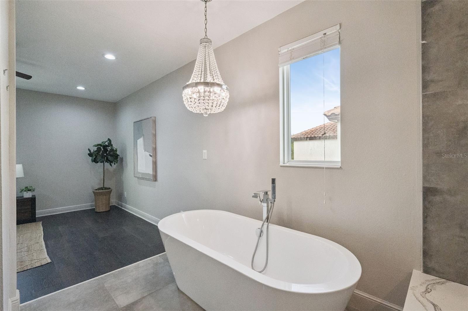 Image 40 of 67 For 6146 Golden Dewdrop Trail