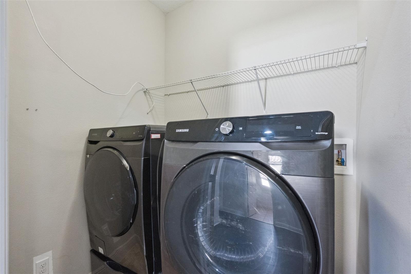 Image 44 of 67 For 6146 Golden Dewdrop Trail