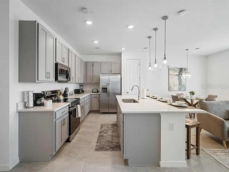 Image 4 of 20 For 634 Longboat Dr Drive