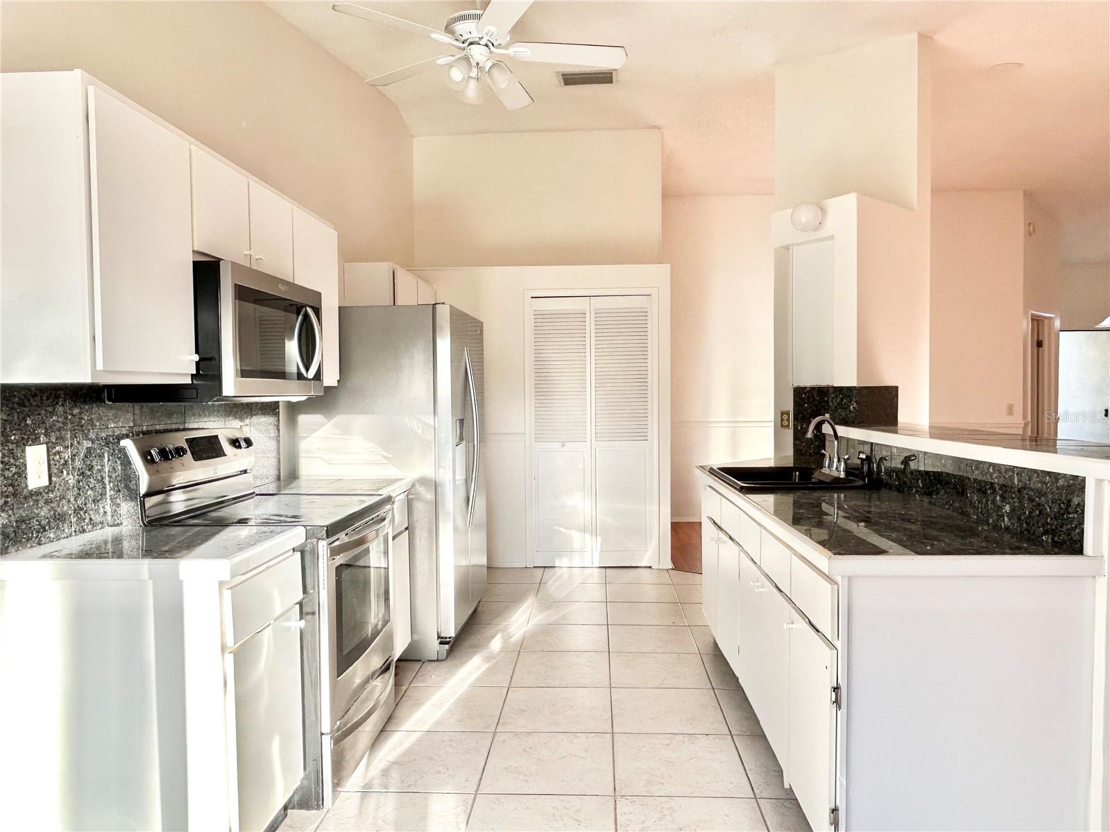 Image 21 of 40 For 1702 Cypress Ridge Drive