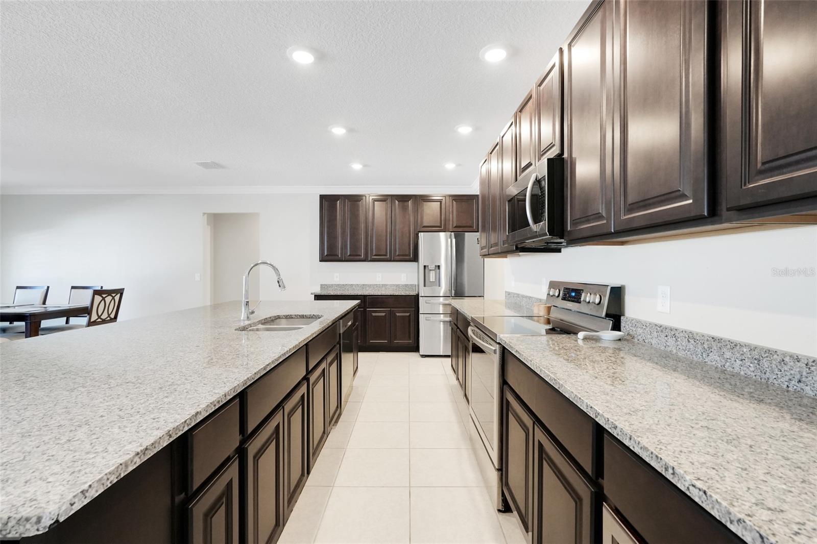 Image 14 of 40 For 1814 Forest Glen Drive