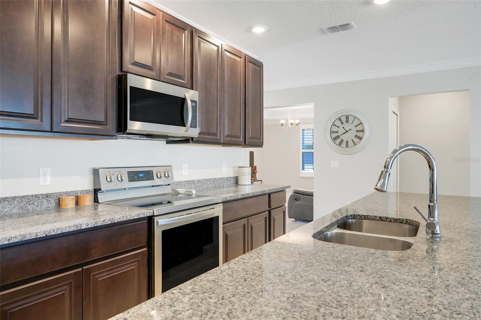 Image 16 of 40 For 1814 Forest Glen Drive