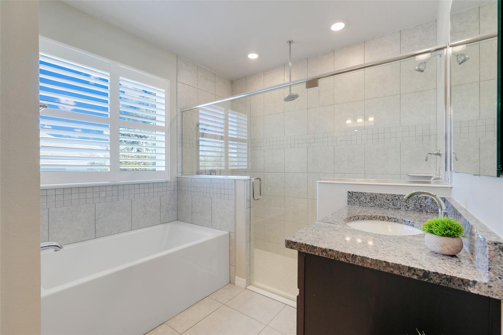 Image 22 of 40 For 1814 Forest Glen Drive