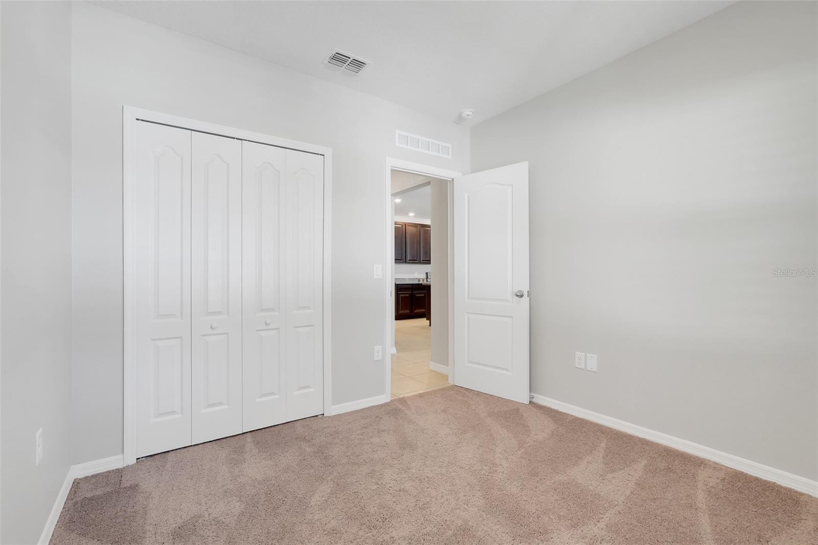 Image 31 of 40 For 1814 Forest Glen Drive