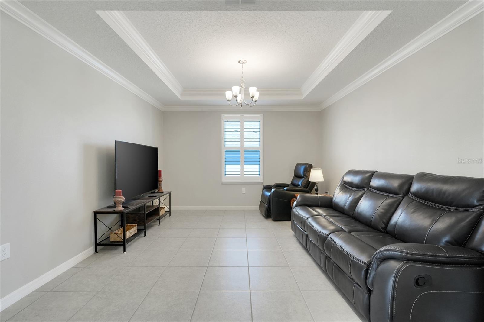 Image 8 of 40 For 1814 Forest Glen Drive