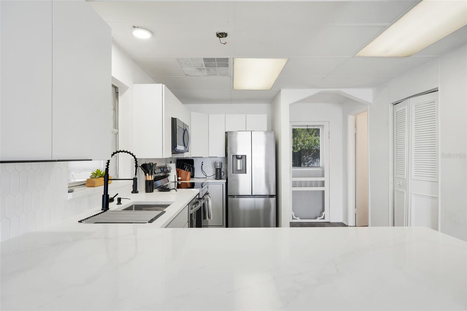 Image 11 of 29 For 13 Palm Court