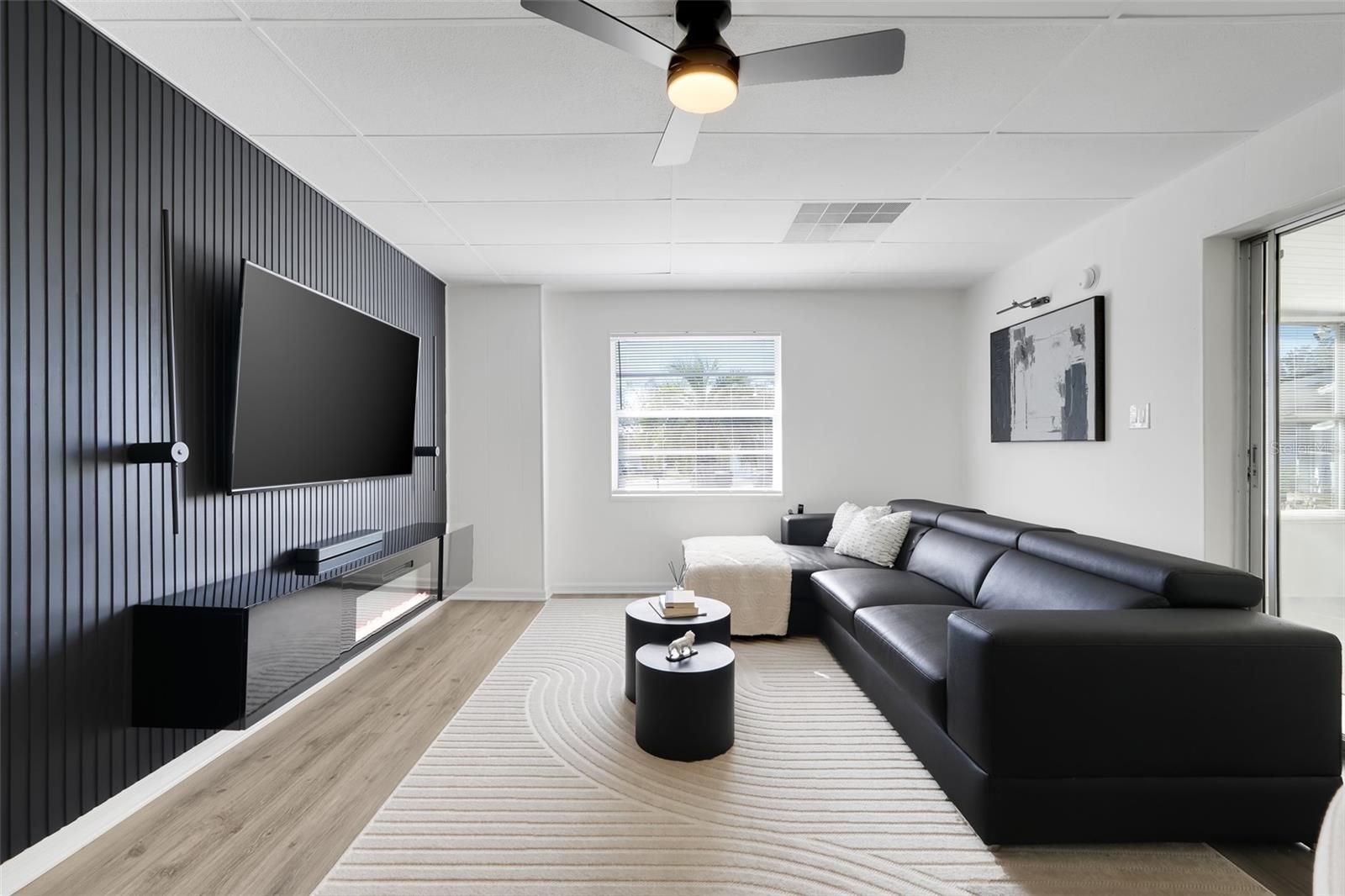 Image 6 of 29 For 13 Palm Court