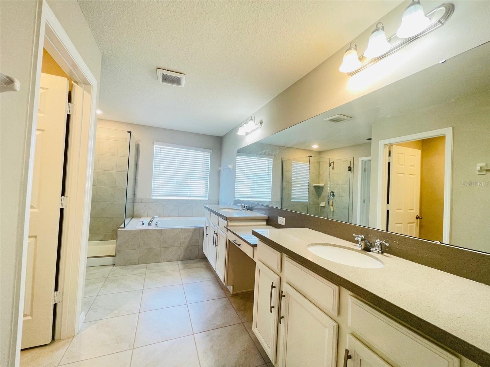 Image 21 of 29 For 8892 Lake Hall Lane