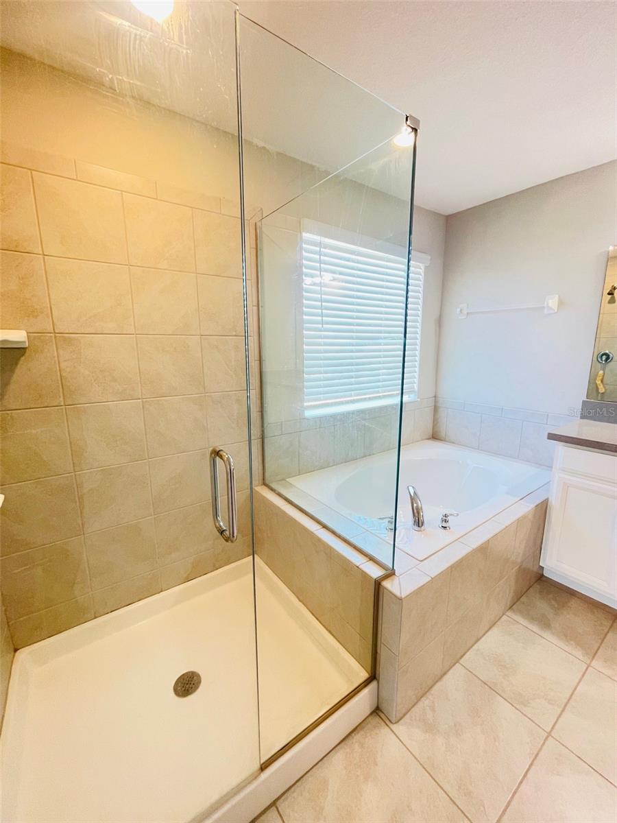 Image 22 of 29 For 8892 Lake Hall Lane