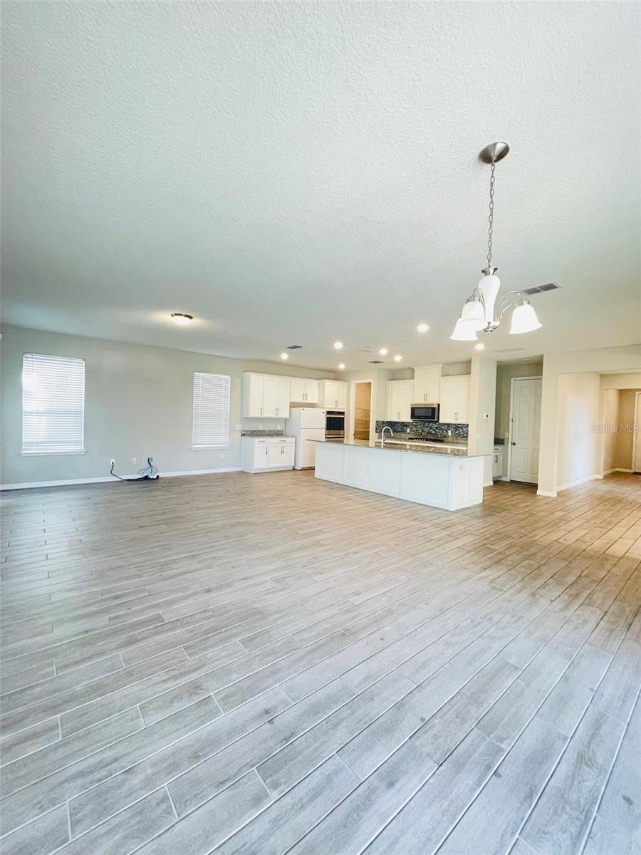 Image 5 of 29 For 8892 Lake Hall Lane