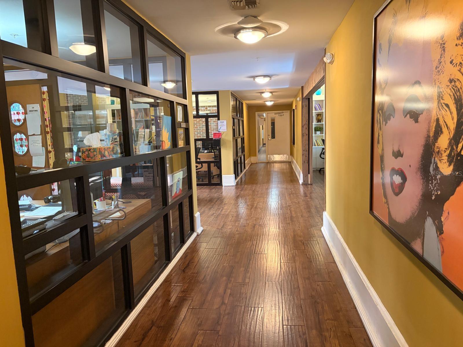 Image 14 of 19 For 911 Orange Avenue 125