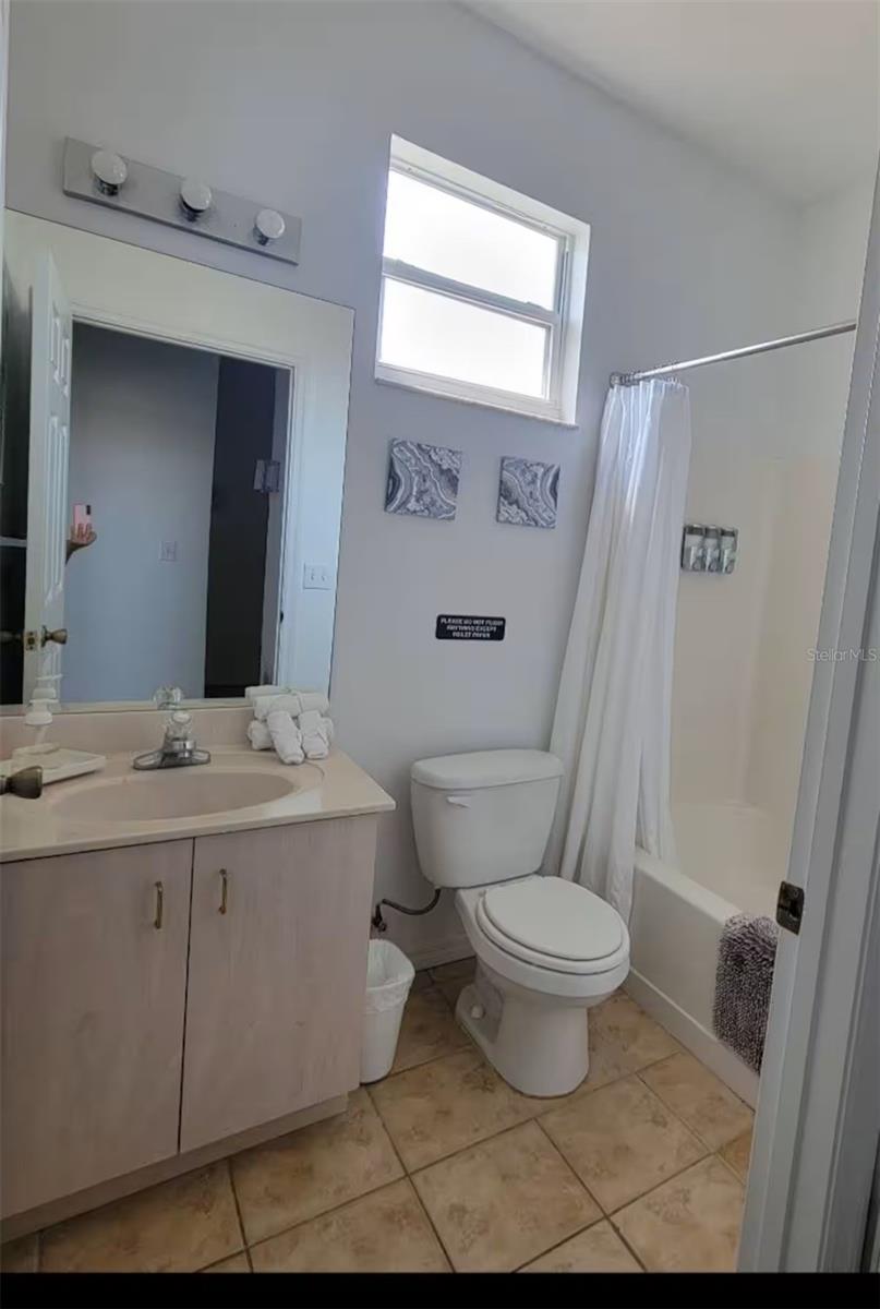 Image 6 of 11 For 259 Grand Rapids Drive