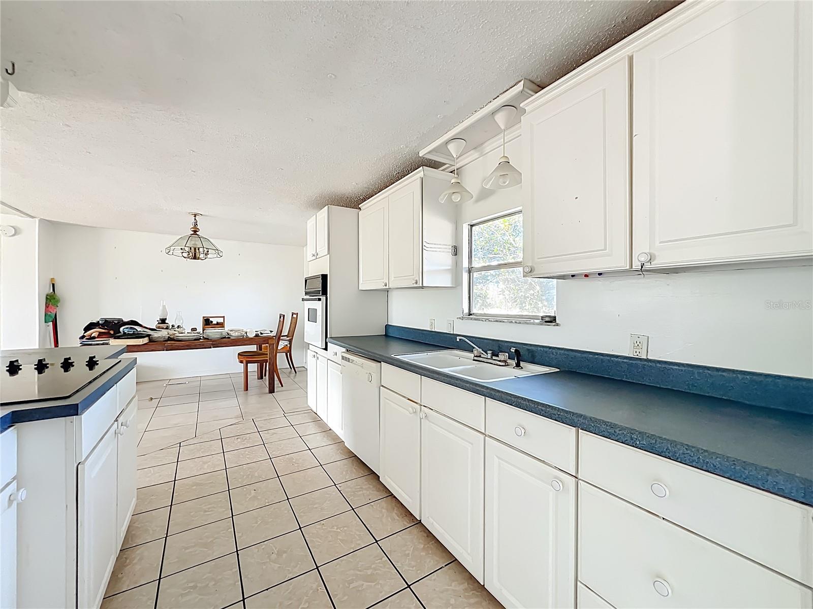 Image 24 of 64 For 2921 Periwinkle Drive