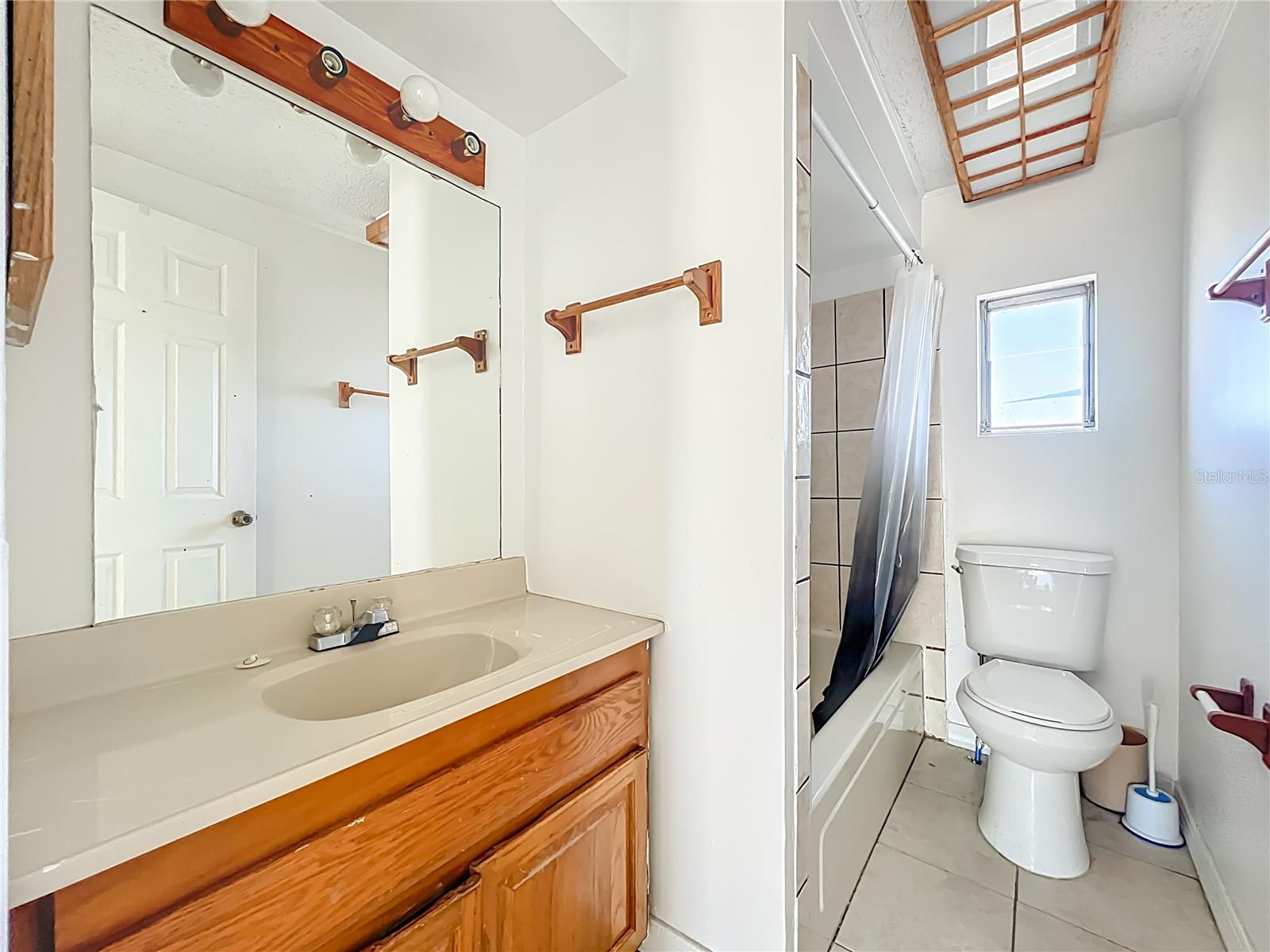 Image 34 of 64 For 2921 Periwinkle Drive