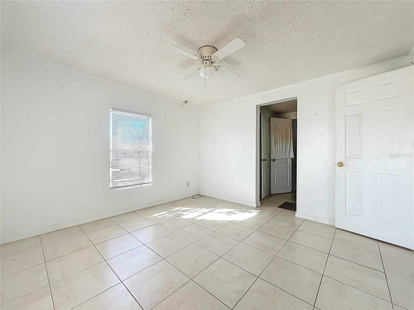 Image 36 of 64 For 2921 Periwinkle Drive