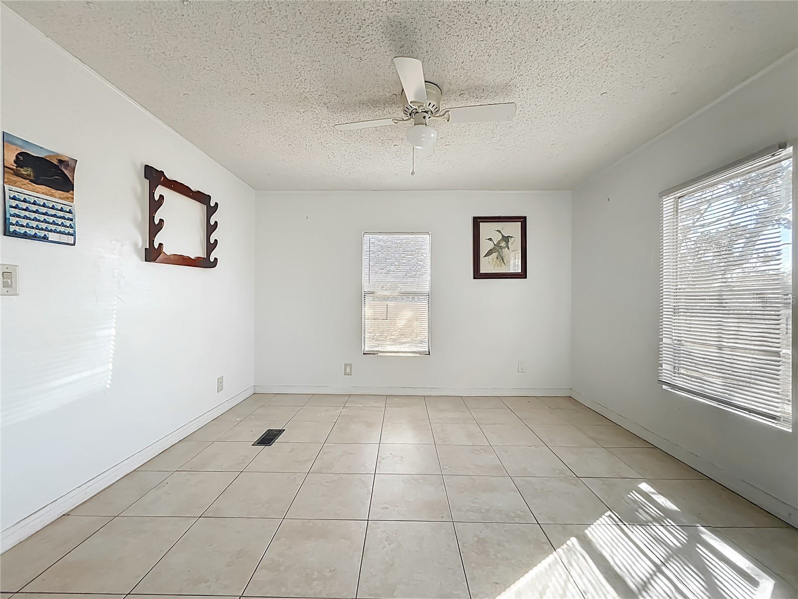 Image 38 of 64 For 2921 Periwinkle Drive