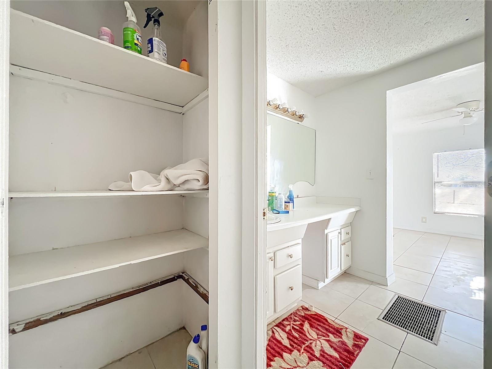 Image 41 of 64 For 2921 Periwinkle Drive