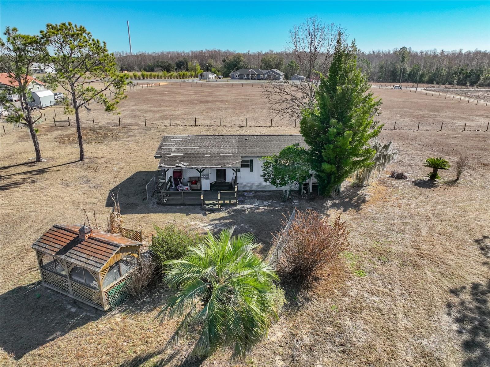 Image 61 of 64 For 2921 Periwinkle Drive