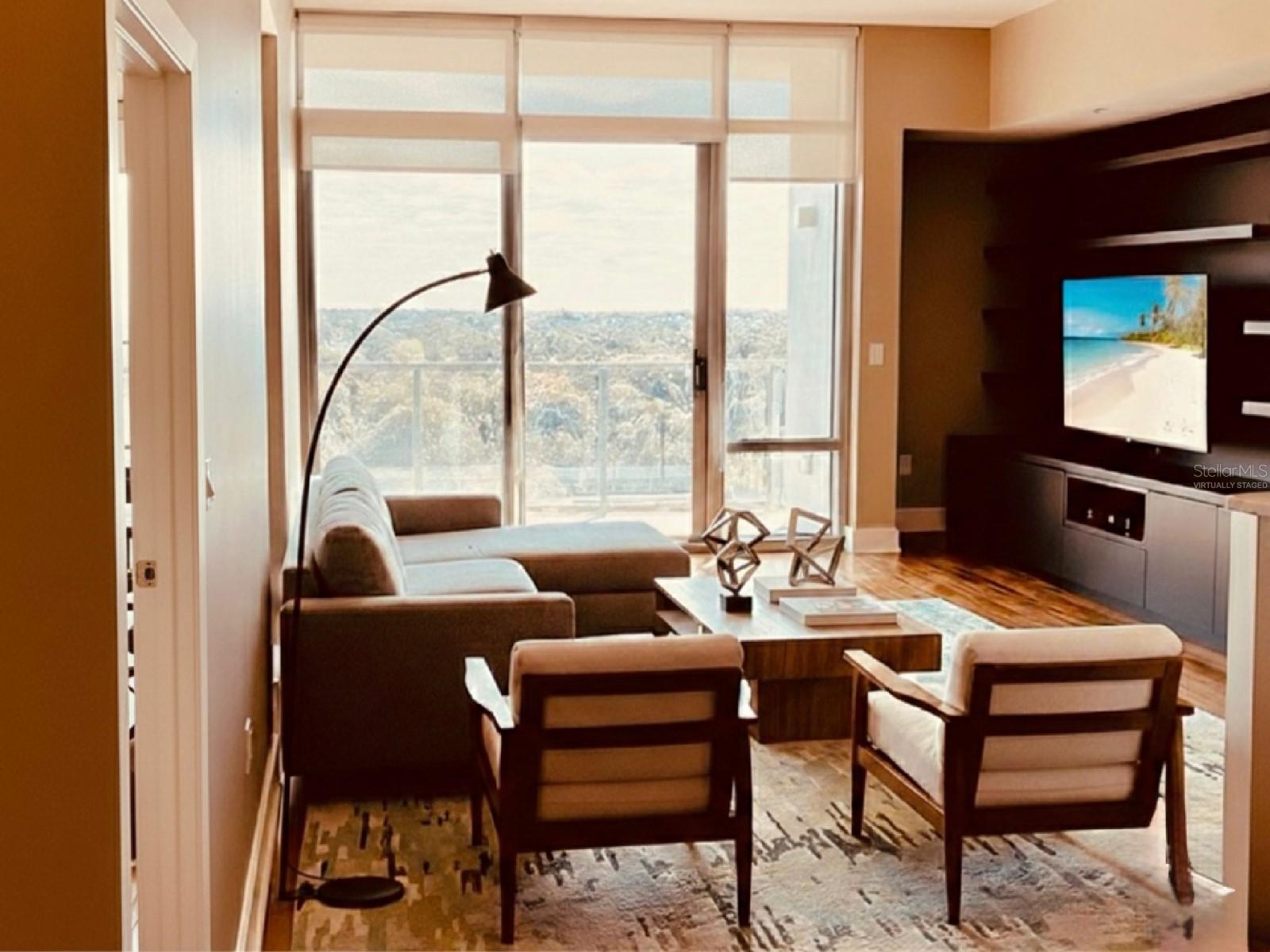 Image 3 of 40 For 260 Osceola Avenue 1005