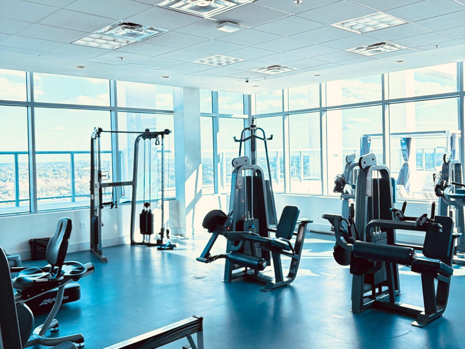 Image 42 of 59 For 260 Osceola Avenue 1005