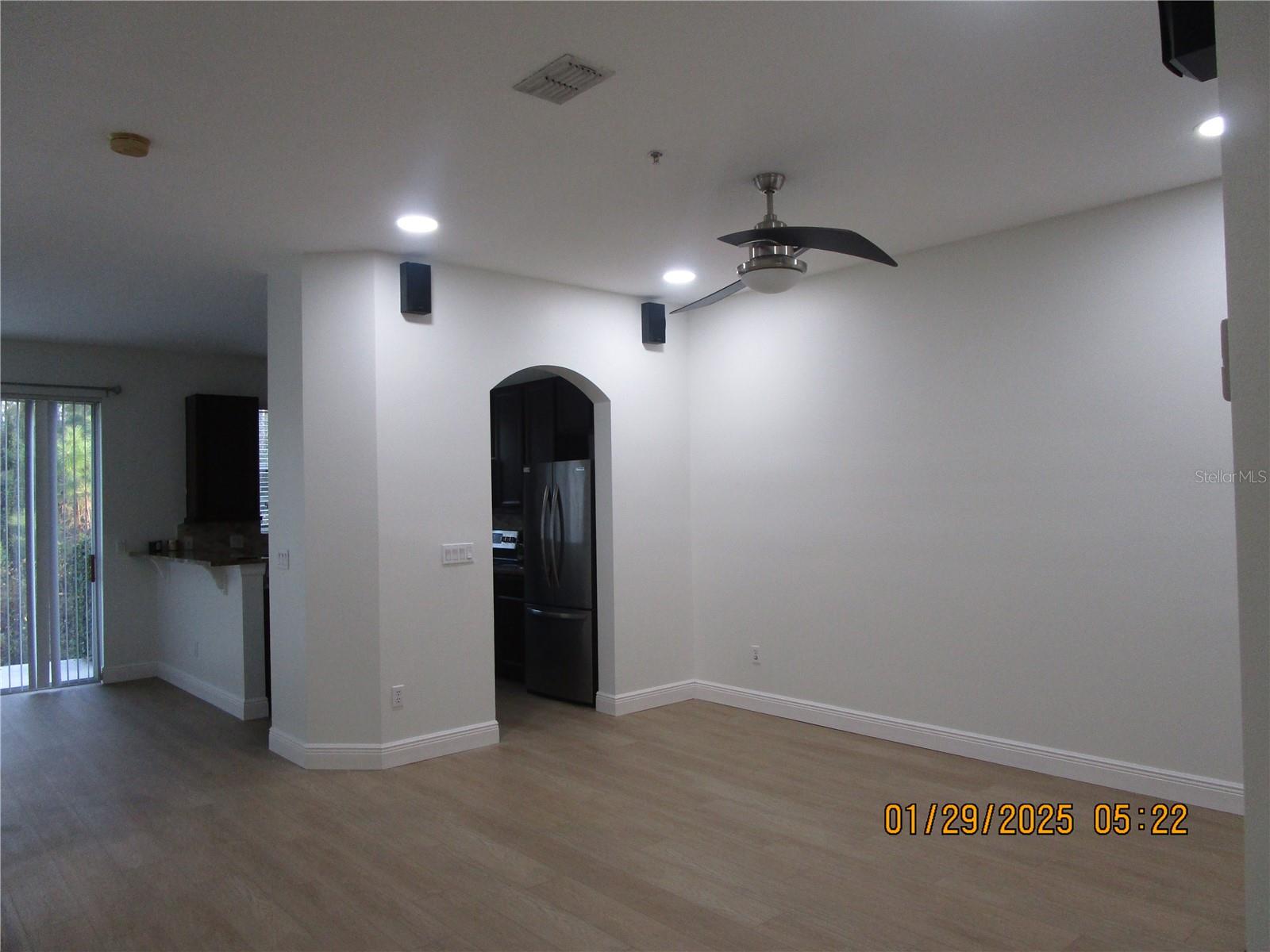 Image 4 of 41 For 9241 Sweet Maple Avenue