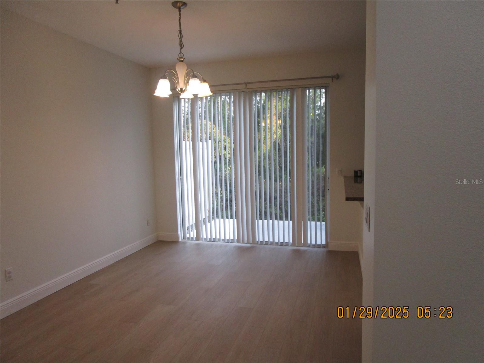 Image 8 of 41 For 9241 Sweet Maple Avenue