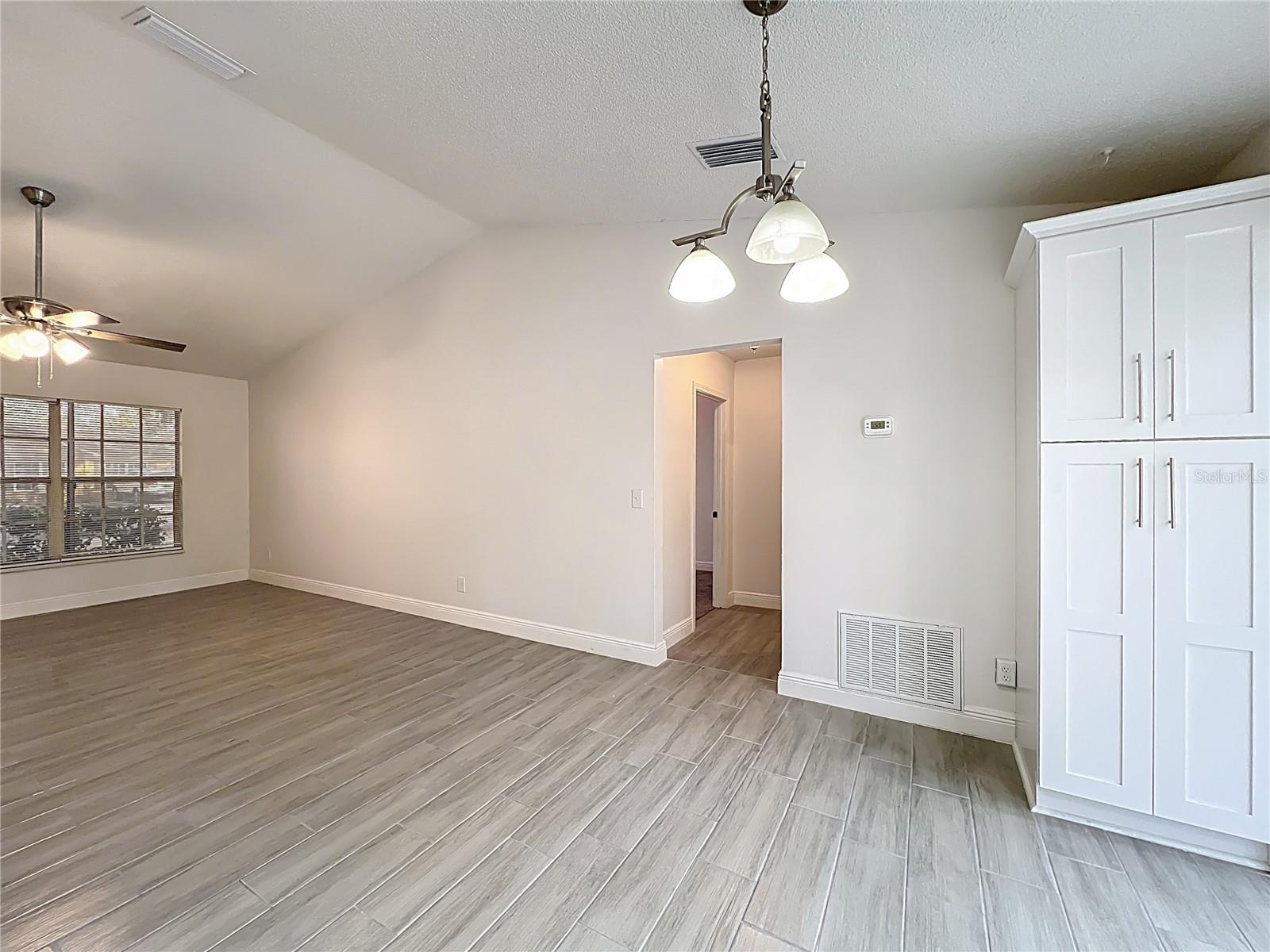 Image 6 of 30 For 1429 Mara Court