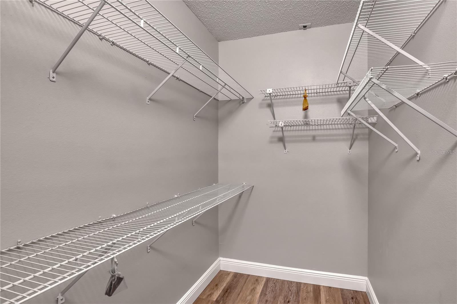 Image 17 of 34 For 778 Pine Shores Circle