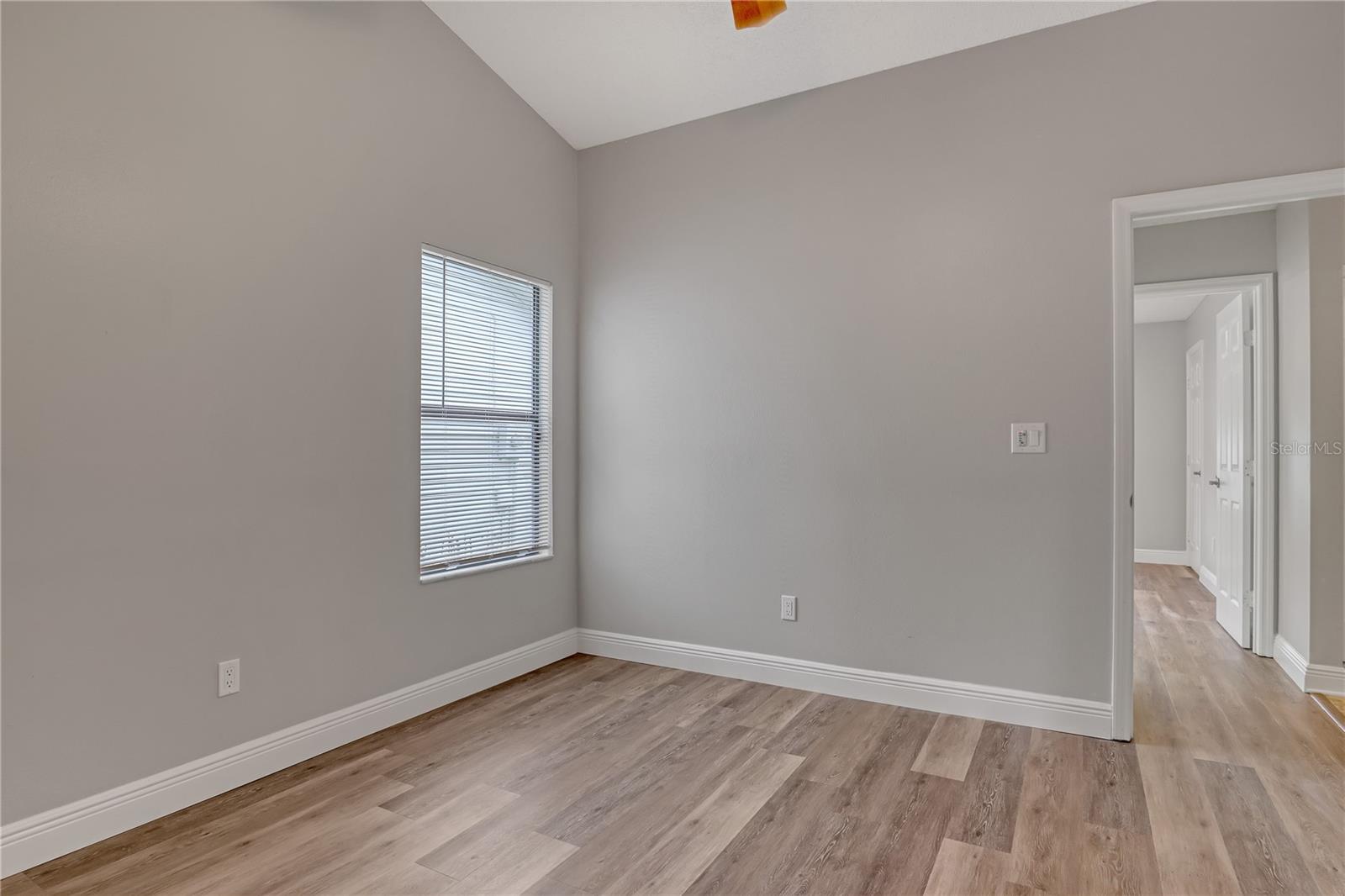 Image 20 of 34 For 778 Pine Shores Circle