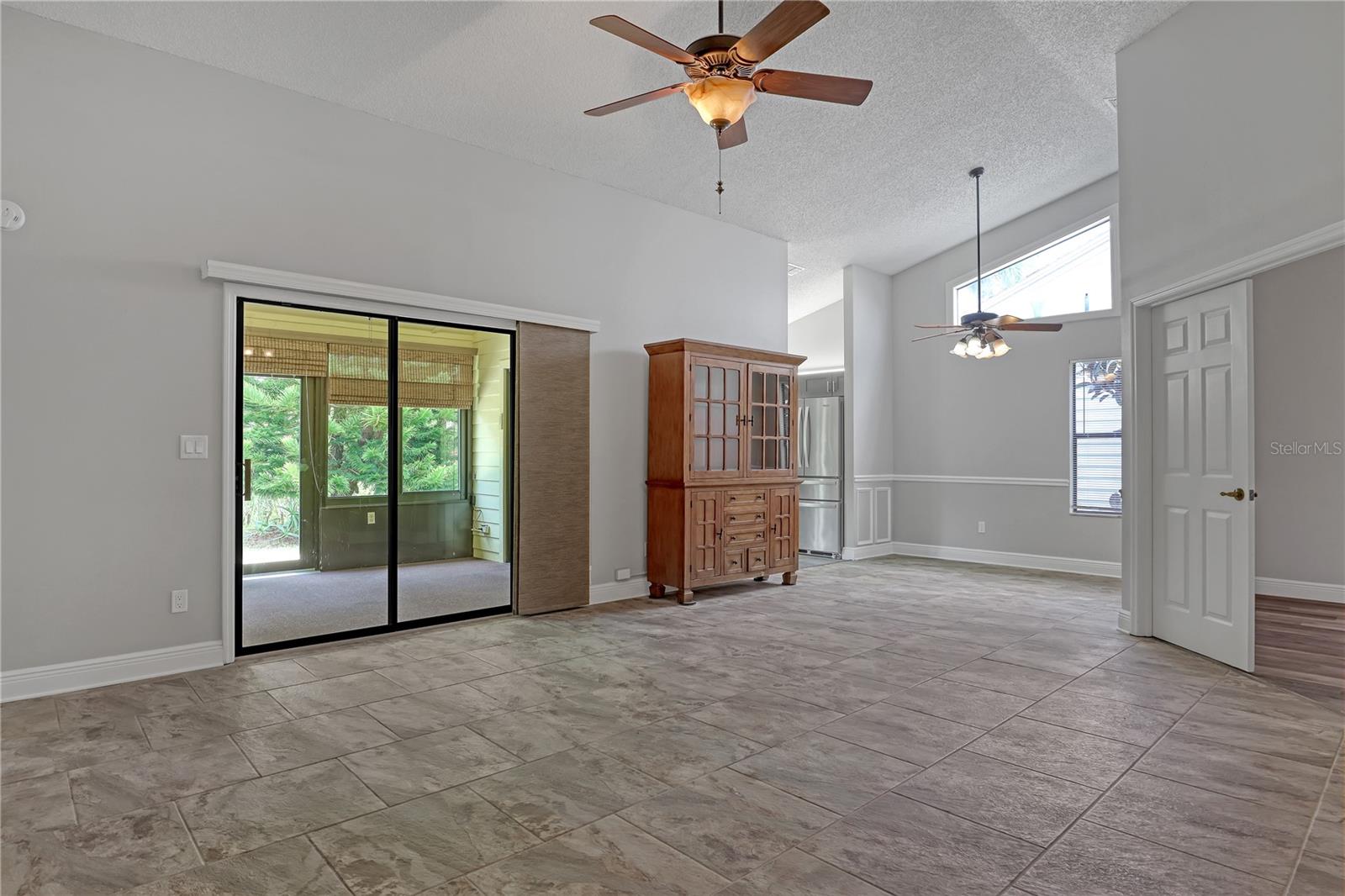 Image 6 of 34 For 778 Pine Shores Circle