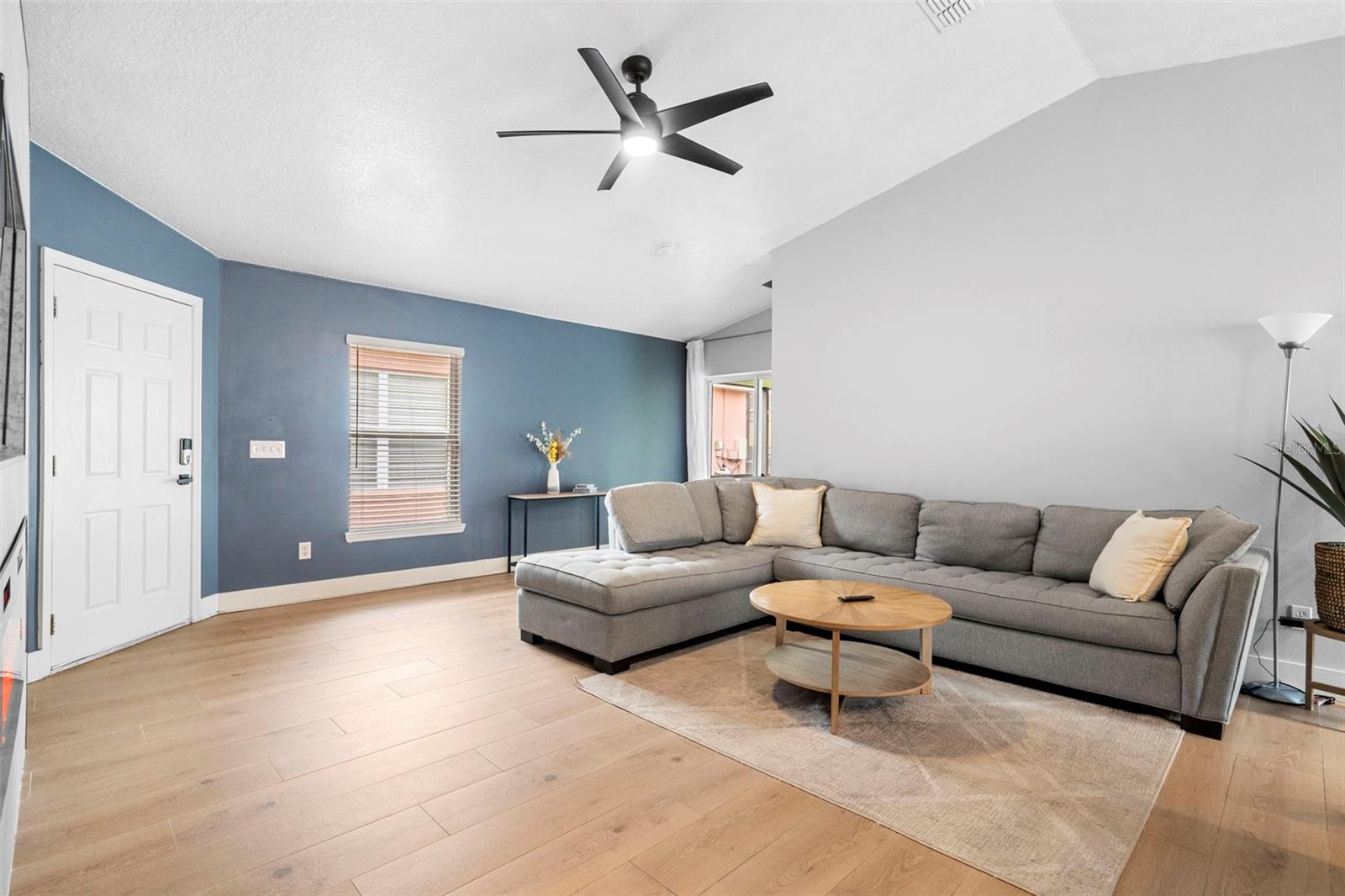 Image 20 of 52 For 127 Sundown Court