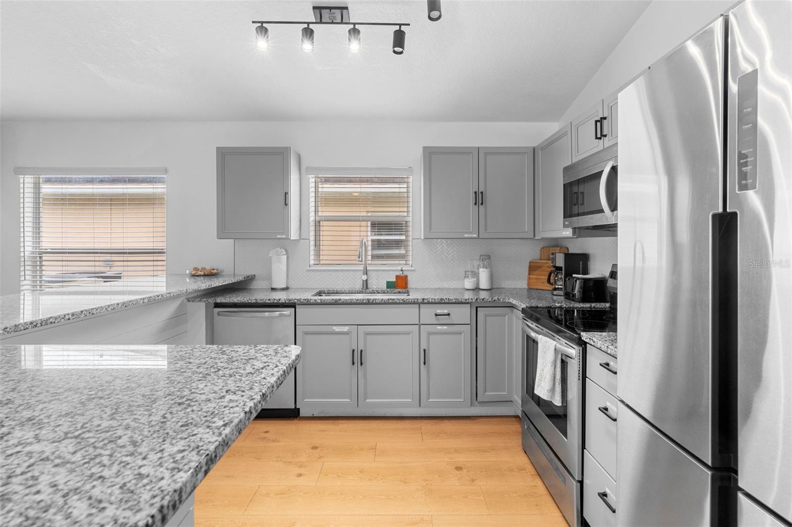 Image 28 of 52 For 127 Sundown Court