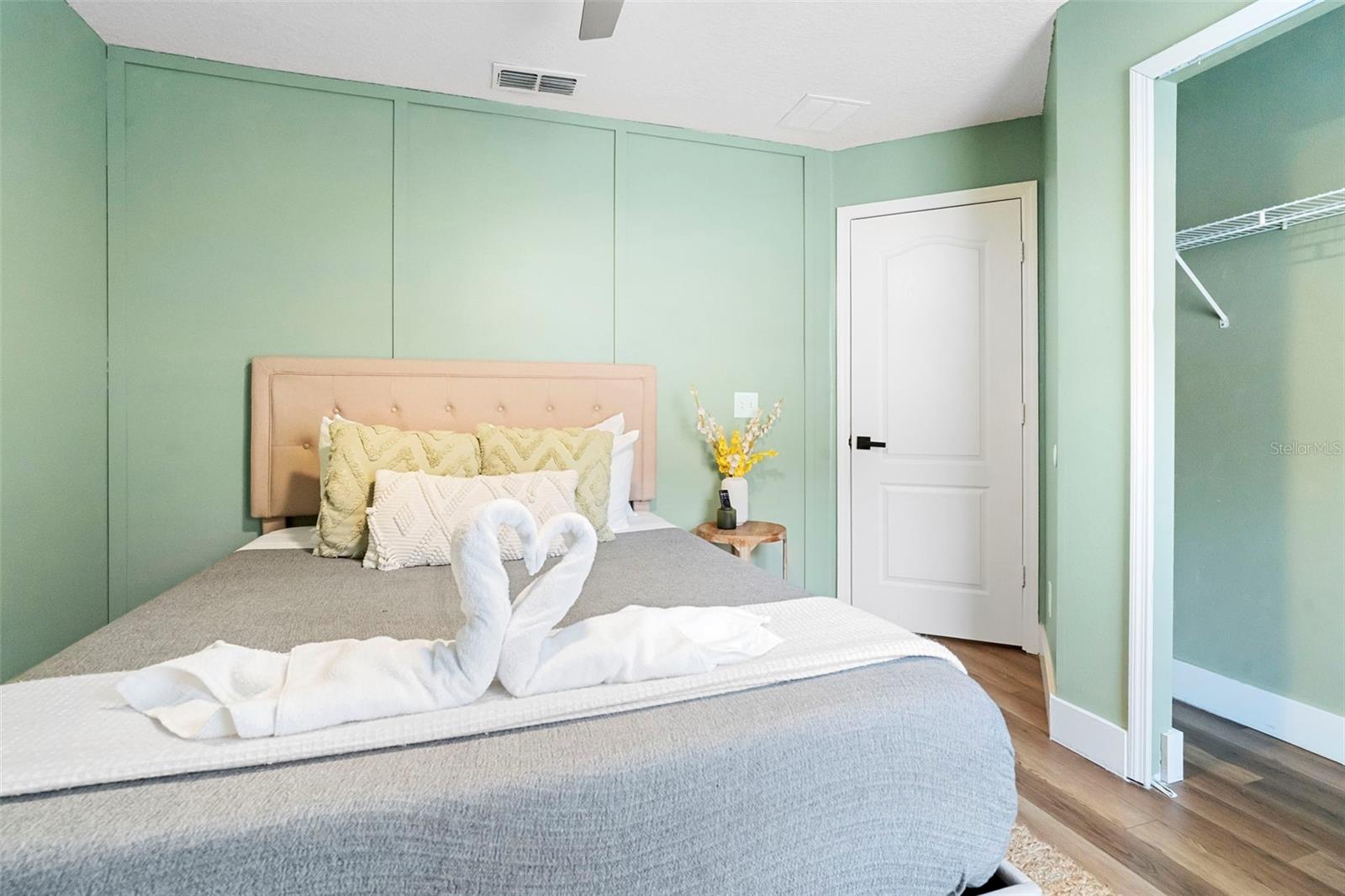 Image 31 of 52 For 127 Sundown Court