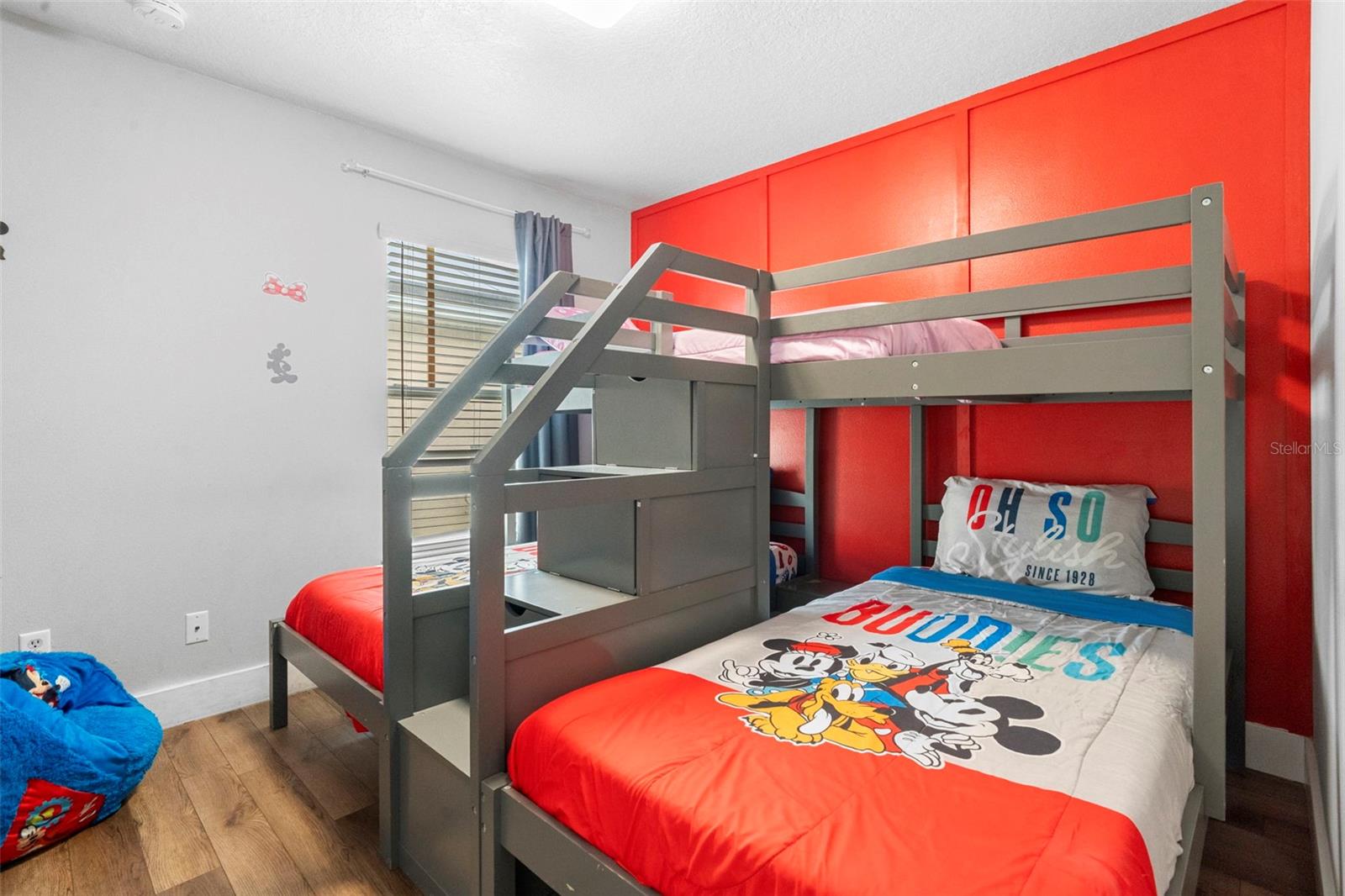 Image 33 of 52 For 127 Sundown Court